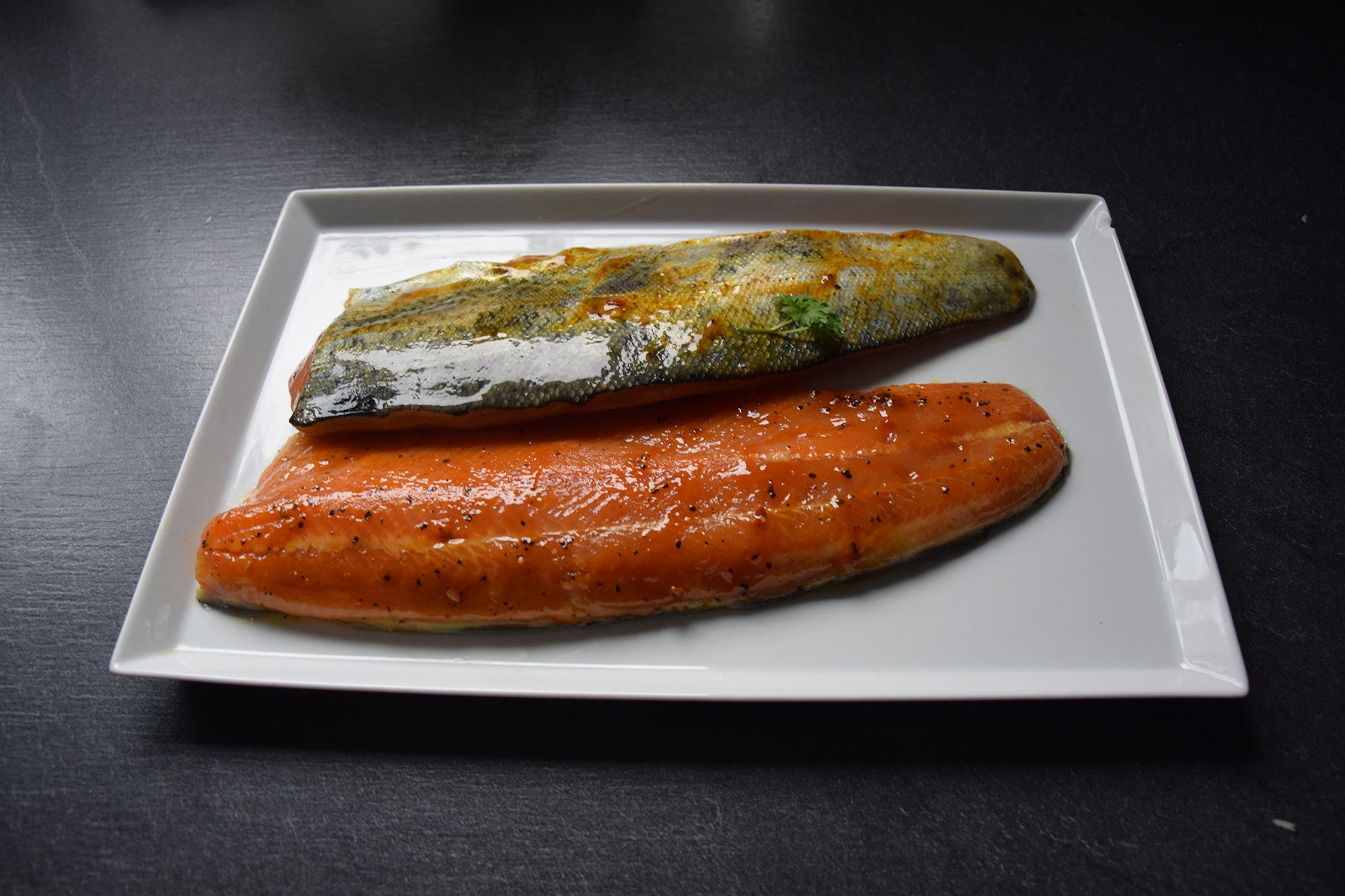 Lachsforelle, frisch, filetiert, mariniert-Curry, 400-600gr ...