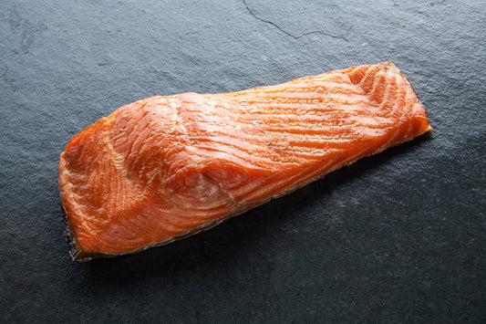 Stremel von der Lachsforelle, heißgeräuchert, 100-150 gr.